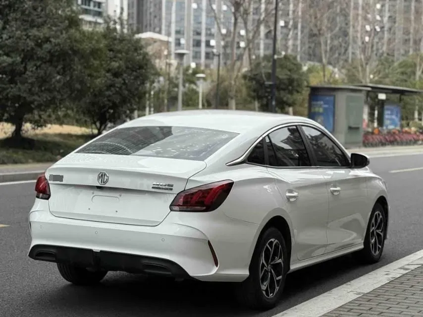 2023 MG 5 1.5L 129HP L4 5MT,autocango,china used car exporter,china ev exporter,chinese used car exporter,chinese used ev exporter