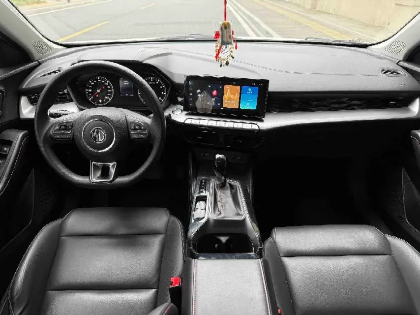2023 MG 5 1.5L 129HP L4 5MT,autocango,china used car exporter,china ev exporter,chinese used car exporter,chinese used ev exporter