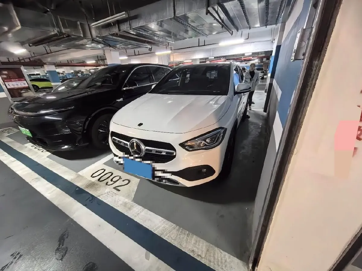 2023 Mercedes-Benz GLA Class 2.0T 190HP L4 8DCT,autocango,china used car exporter,china ev exporter,chinese used car exporter,chinese used ev exporter