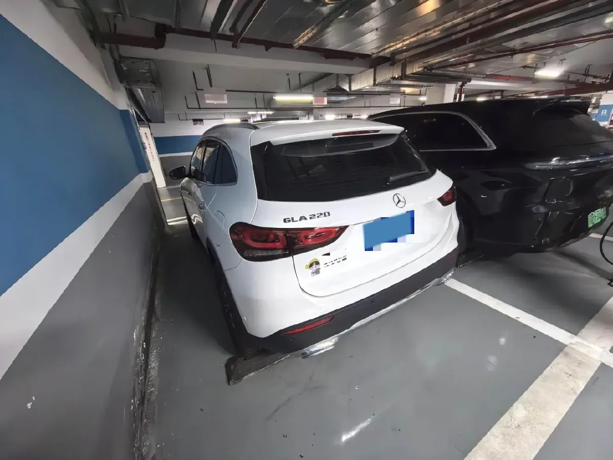 2023 Mercedes-Benz GLA Class 2.0T 190HP L4 8DCT,autocango,china used car exporter,china ev exporter,chinese used car exporter,chinese used ev exporter