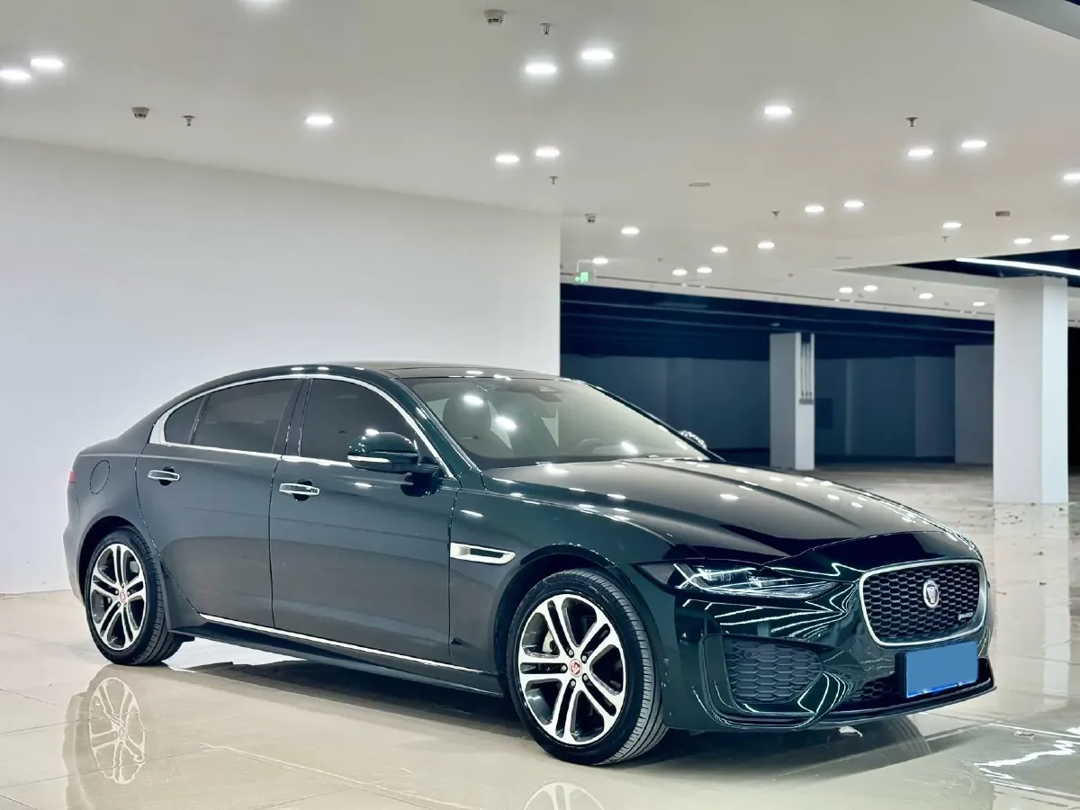 2021 Jaguar XEL 2.0T 250HP L4 8AT,autocango,china used car exporter,china ev exporter,chinese used car exporter,chinese used ev exporter