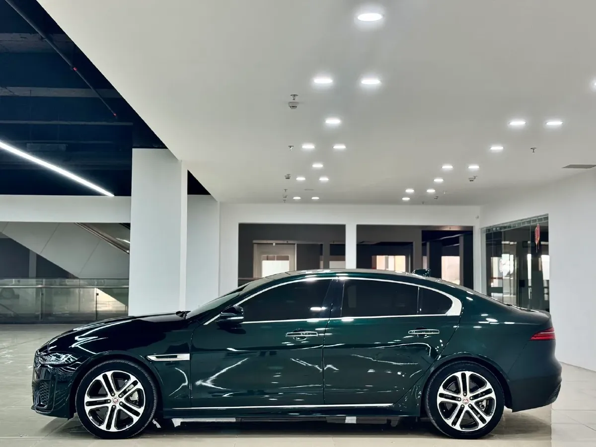 2021 Jaguar XEL 2.0T 250HP L4 8AT,autocango,china used car exporter,china ev exporter,chinese used car exporter,chinese used ev exporter