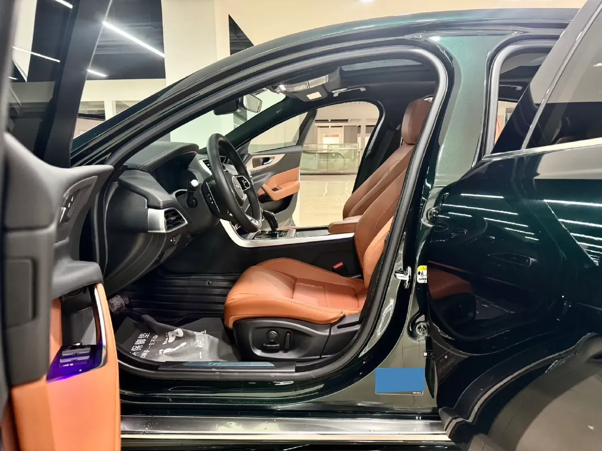 2021 Jaguar XEL 2.0T 250HP L4 8AT,autocango,china used car exporter,china ev exporter,chinese used car exporter,chinese used ev exporter