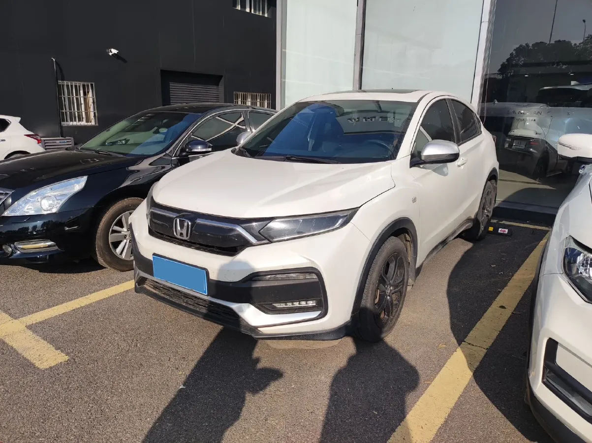 2020 Honda XR-V 1.5T 177HP L4 CVT,autocango,china used car exporter,china ev exporter,chinese used car exporter,chinese used ev exporter