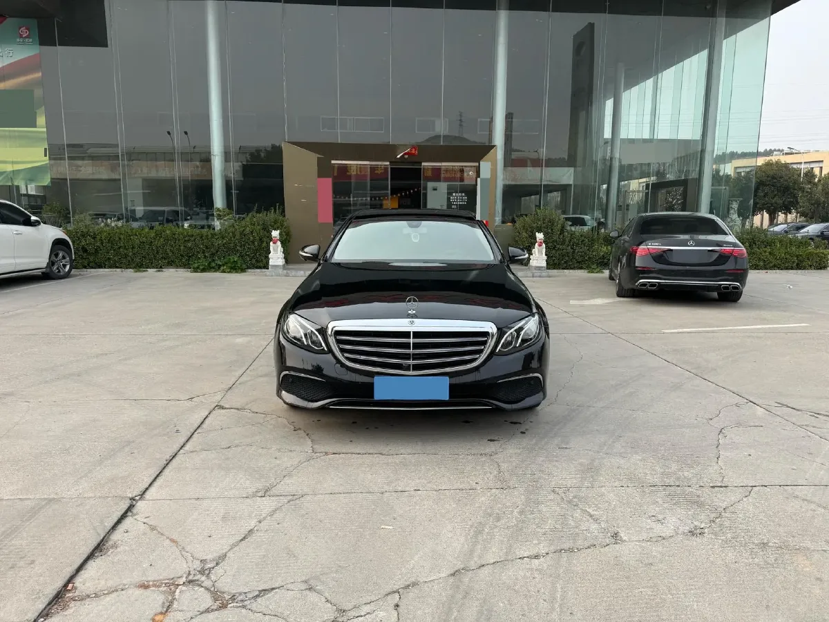 2020 Mercedes-Benz E Class 2.0T 258HP L4 9AT,autocango,china used car exporter,china ev exporter,chinese used car exporter,chinese used ev exporter