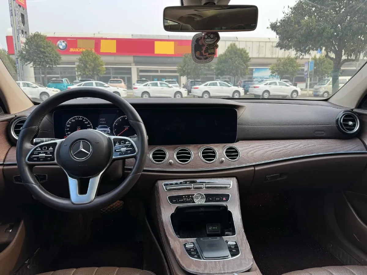 2020 Mercedes-Benz E Class 2.0T 258HP L4 9AT,autocango,china used car exporter,china ev exporter,chinese used car exporter,chinese used ev exporter