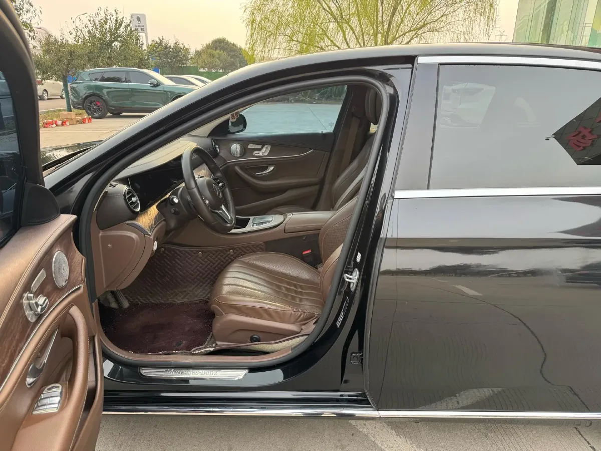 2020 Mercedes-Benz E Class 2.0T 258HP L4 9AT,autocango,china used car exporter,china ev exporter,chinese used car exporter,chinese used ev exporter