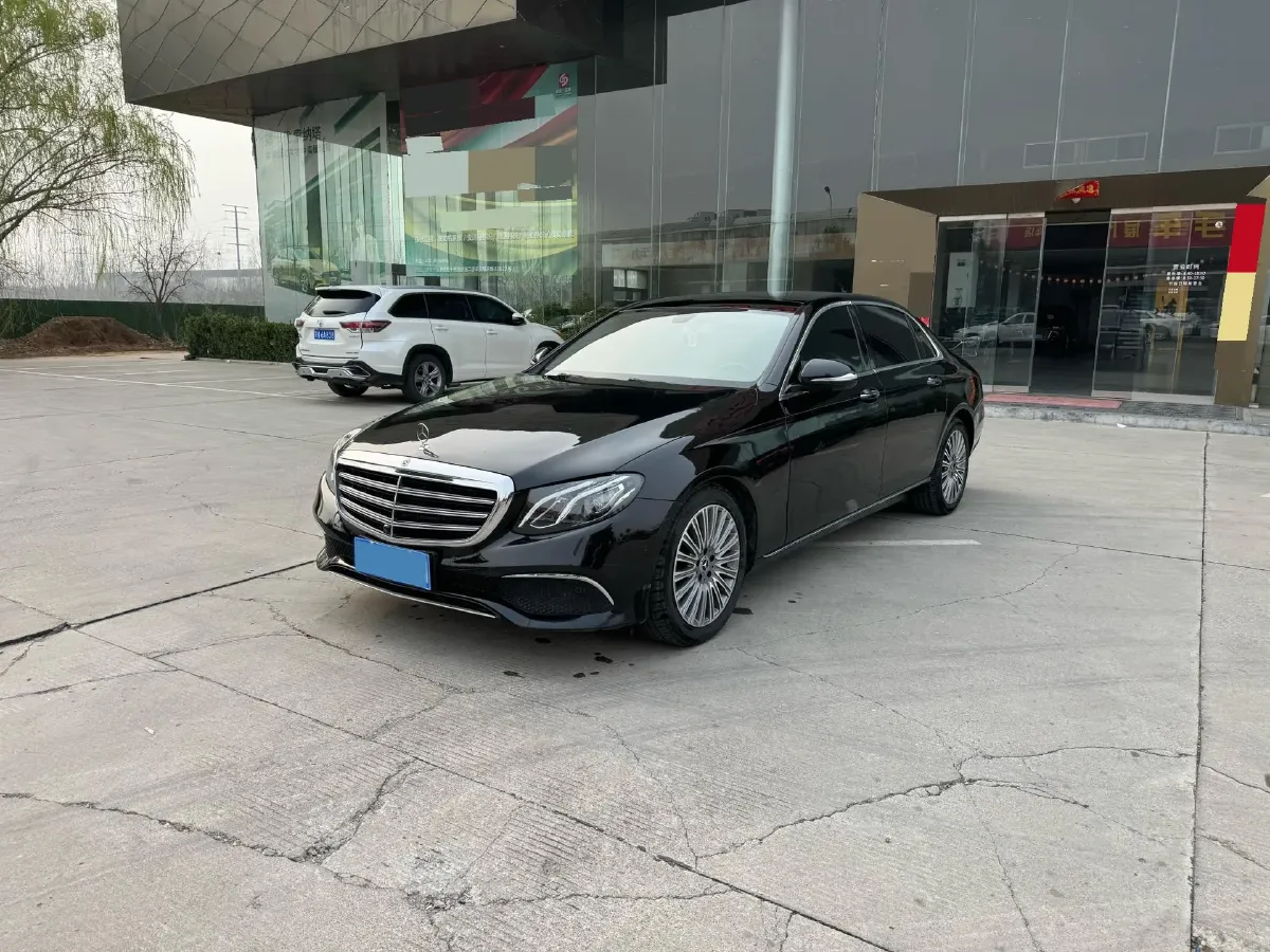 2020 Mercedes-Benz E Class 2.0T 258HP L4 9AT,autocango,china used car exporter,china ev exporter,chinese used car exporter,chinese used ev exporter
