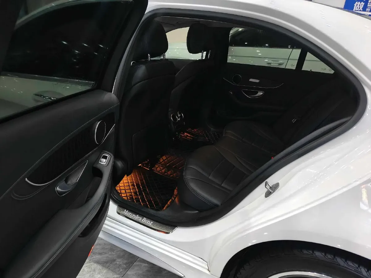 2020 Mercedes-Benz C Class 1.5T 184HP L4 9AT,autocango,china used car exporter,china ev exporter,chinese used car exporter,chinese used ev exporter