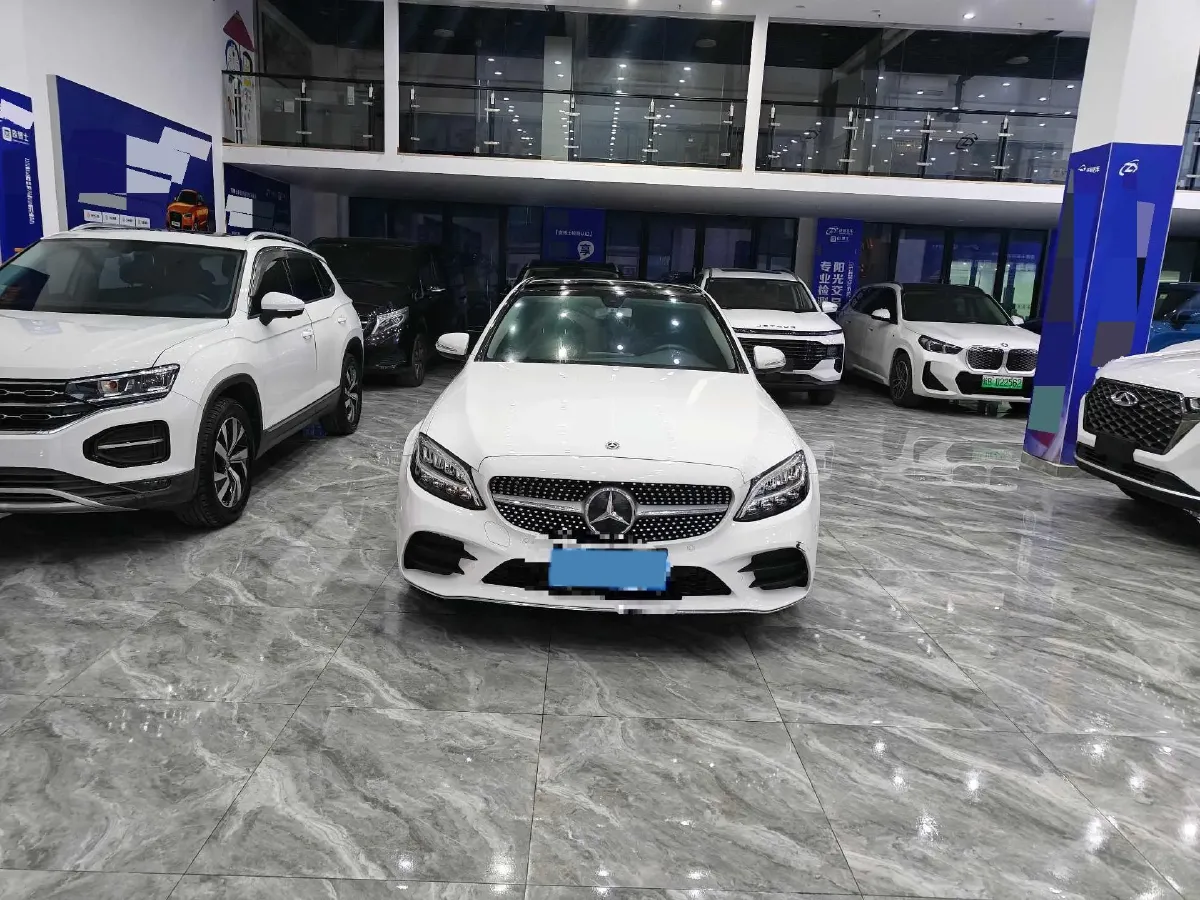 2020 Mercedes-Benz C Class 1.5T 184HP L4 9AT,autocango,china used car exporter,china ev exporter,chinese used car exporter,chinese used ev exporter