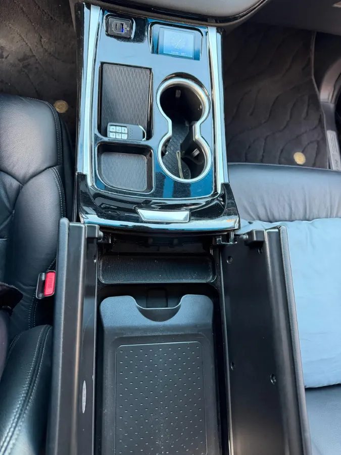 2022 Honda Elysioin 2.0L 146HP L4 E-CVT Hybrid,autocango,china used car exporter,china ev exporter,chinese used car exporter,chinese used ev exporter