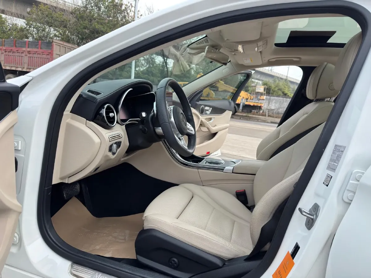 2020 Mercedes-Benz C Class 1.5T 184HP L4 9AT,autocango,china used car exporter,china ev exporter,chinese used car exporter,chinese used ev exporter