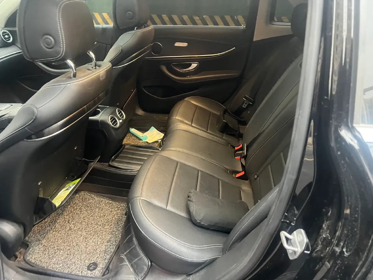 2020 Mercedes-Benz E Class 1.5T 184HP L4 9AT,autocango,china used car exporter,china ev exporter,chinese used car exporter,chinese used ev exporter