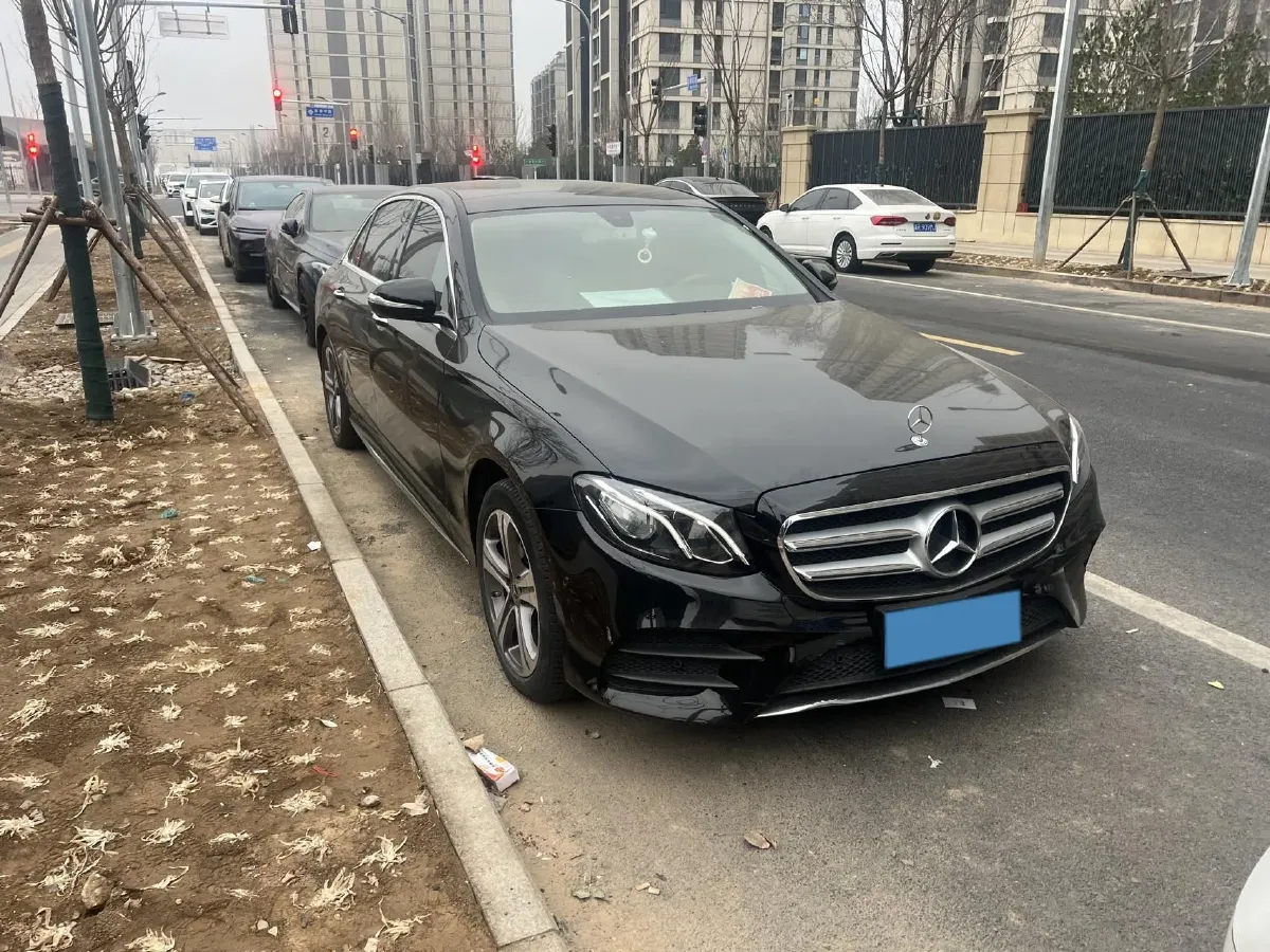 2020 Mercedes-Benz E Class 1.5T 184HP L4 9AT,autocango,china used car exporter,china ev exporter,chinese used car exporter,chinese used ev exporter