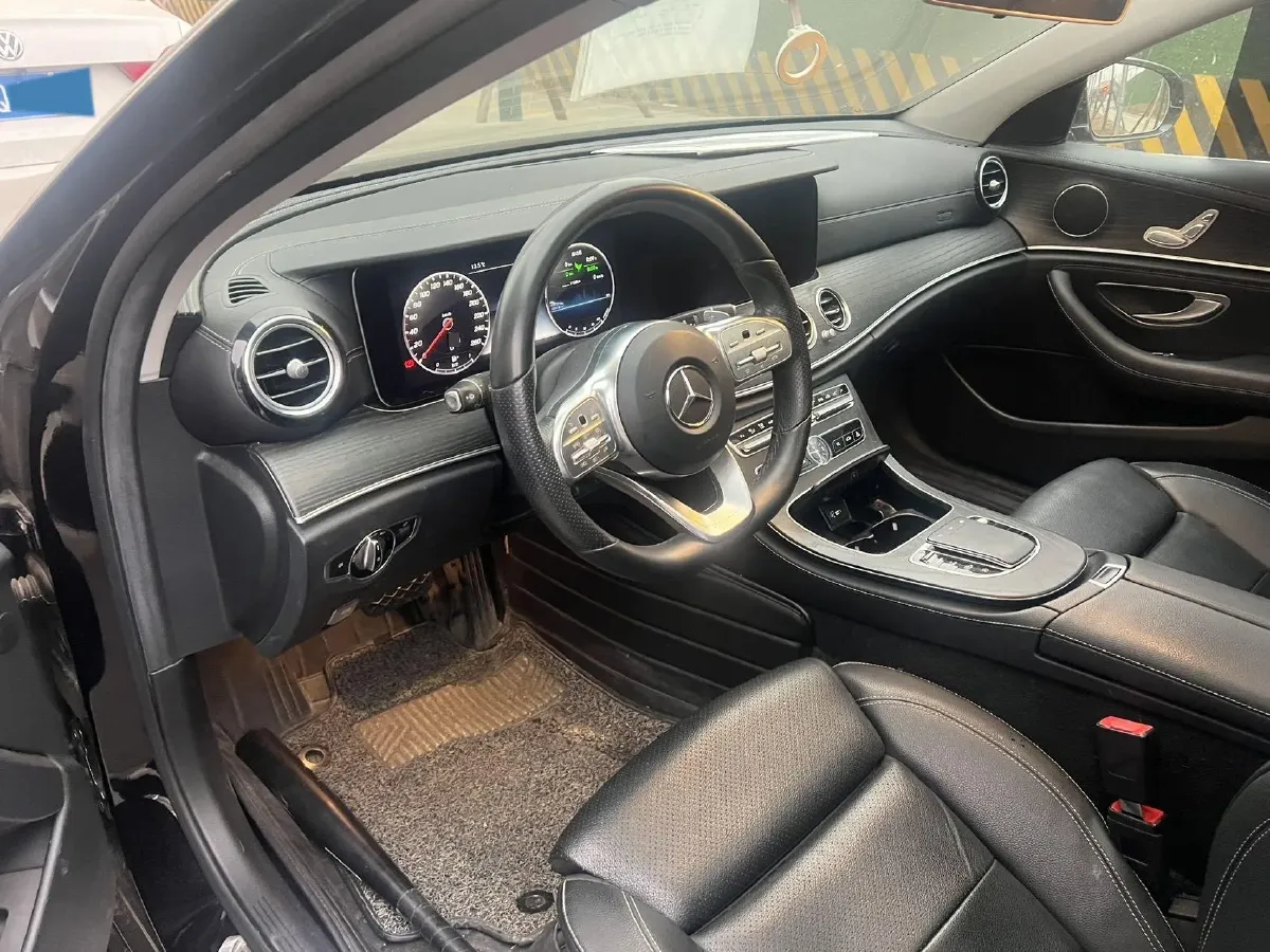 2020 Mercedes-Benz E Class 1.5T 184HP L4 9AT,autocango,china used car exporter,china ev exporter,chinese used car exporter,chinese used ev exporter