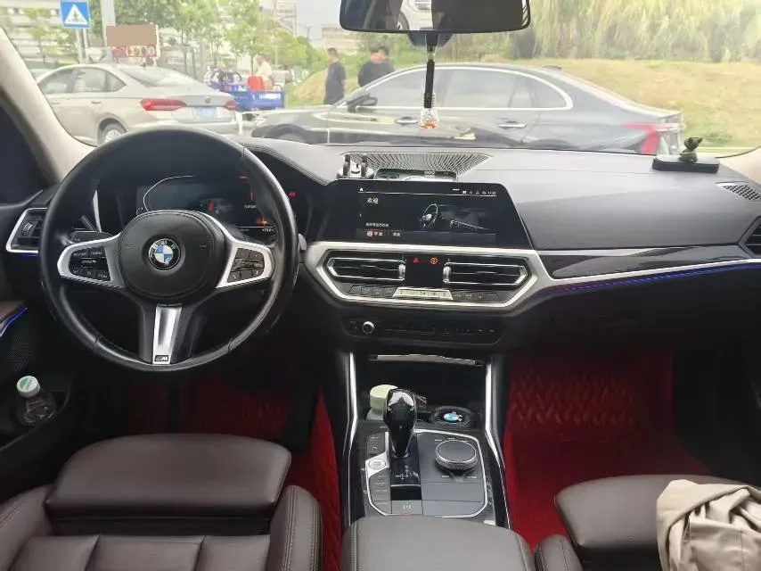 2021 BMW 3 Series 2.0T 184HP L4 8AT,autocango,china used car exporter,china ev exporter,chinese used car exporter,chinese used ev exporter