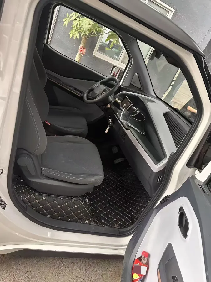 2020 BaoJun E200 BEV 28KWH,autocango,china used car exporter,china ev exporter,chinese used car exporter,chinese used ev exporter