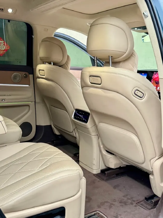 2024 AITO AITO M9 BEV 100KWH,autocango,china used car exporter,china ev exporter,chinese used car exporter,chinese used ev exporter