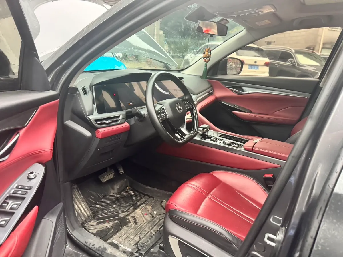 2022 ChangAn CS75 Plus 1.5T 178HP L4 6AT,autocango,china used car exporter,china ev exporter,chinese used car exporter,chinese used ev exporter