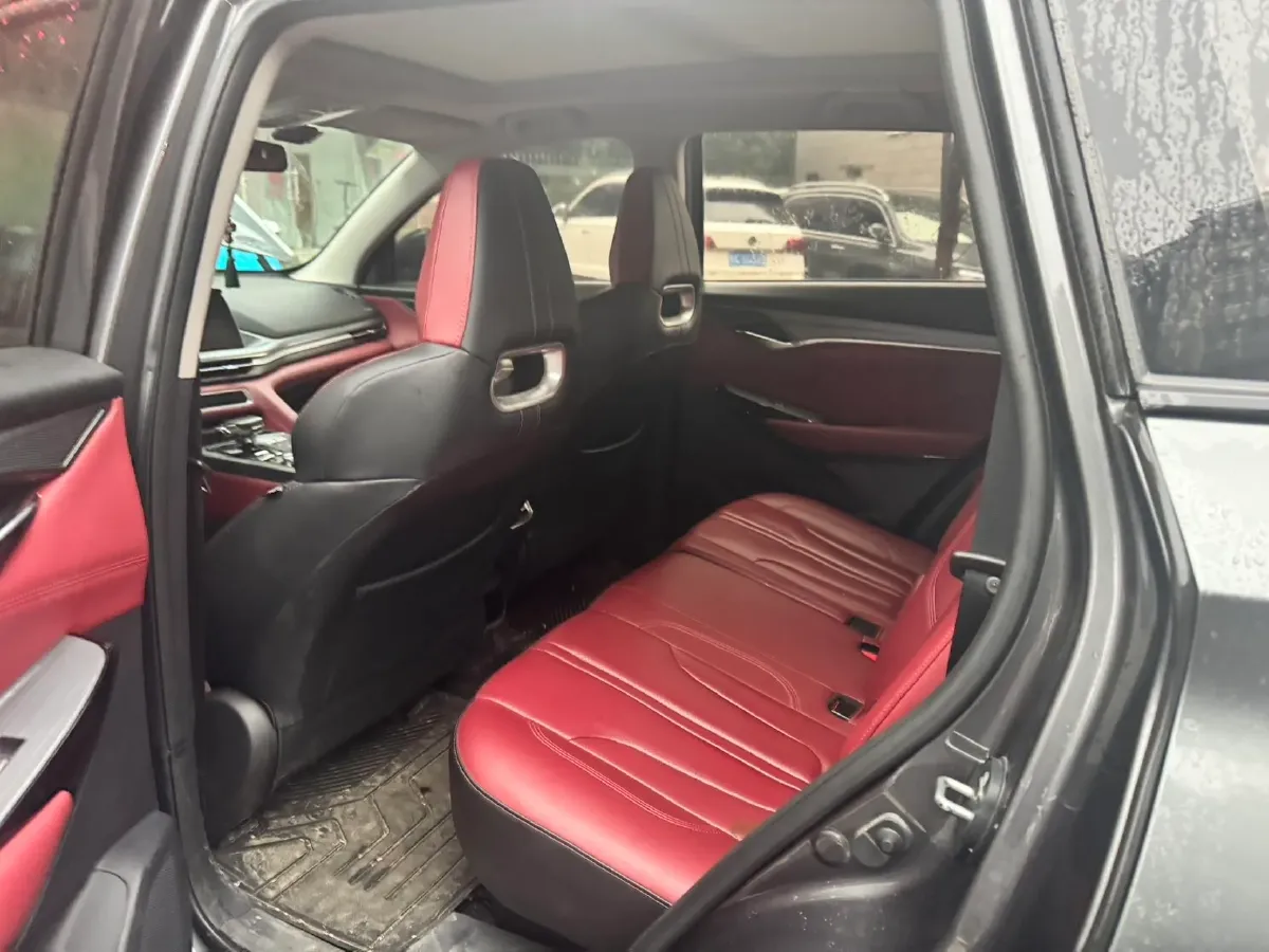 2022 ChangAn CS75 Plus 1.5T 178HP L4 6AT,autocango,china used car exporter,china ev exporter,chinese used car exporter,chinese used ev exporter