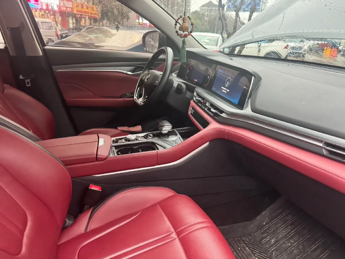 2022 ChangAn CS75 Plus 1.5T 178HP L4 6AT,autocango,china used car exporter,china ev exporter,chinese used car exporter,chinese used ev exporter