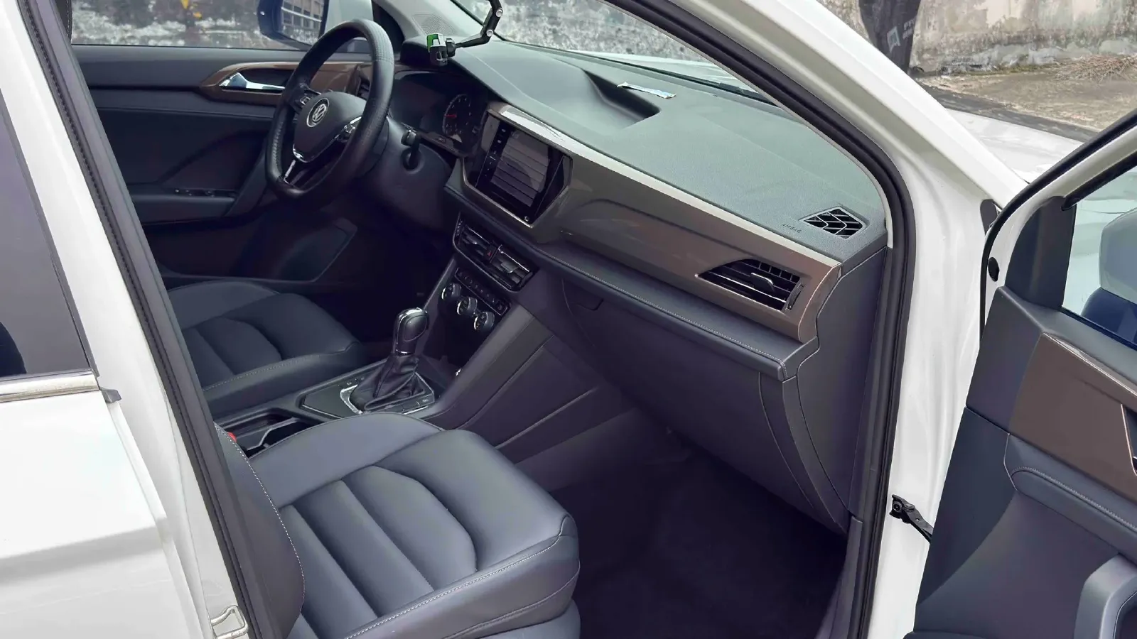 2020 Volkswagen Tharu 1.4T 150HP L4 7DCT,autocango,china used car exporter,china ev exporter,chinese used car exporter,chinese used ev exporter