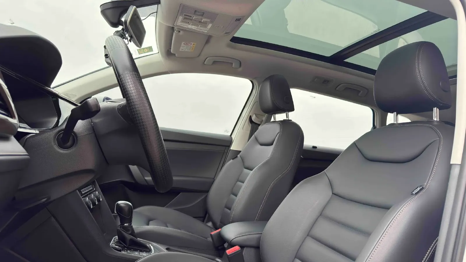 2020 Volkswagen Tharu 1.4T 150HP L4 7DCT,autocango,china used car exporter,china ev exporter,chinese used car exporter,chinese used ev exporter