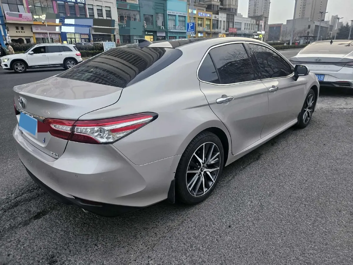 2021 Toyota Camry 2.5L 209HP L4 8AT,autocango,china used car exporter,china ev exporter,chinese used car exporter,chinese used ev exporter