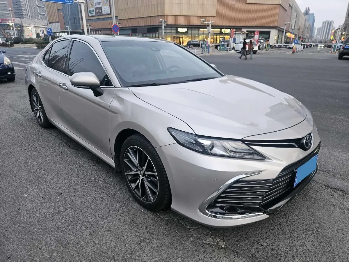 2021 Toyota Camry 2.5L 209HP L4 8AT,autocango,china used car exporter,china ev exporter,chinese used car exporter,chinese used ev exporter
