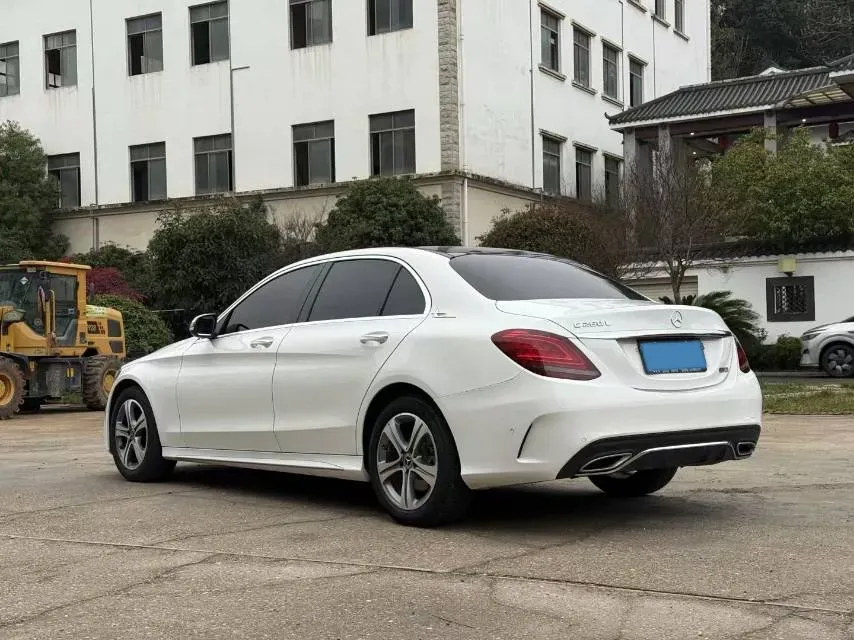 2021 Mercedes-Benz C Class 1.5T 184HP L4 9AT,autocango,china used car exporter,china ev exporter,chinese used car exporter,chinese used ev exporter