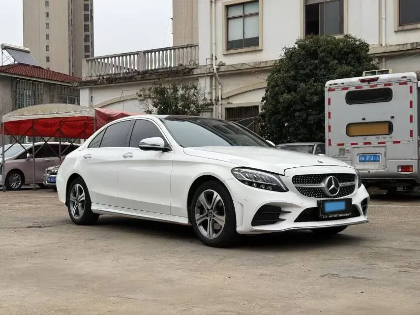 2021 Mercedes-Benz C Class 1.5T 184HP L4 9AT,autocango,china used car exporter,china ev exporter,chinese used car exporter,chinese used ev exporter