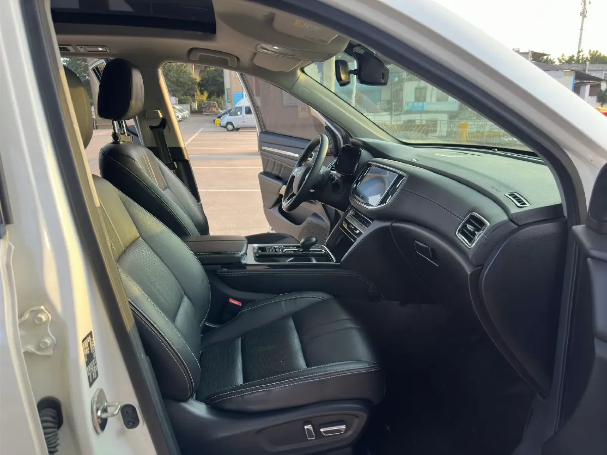 2020 GAC Trumpchi GS8 2.0T 252HP L4 6AT,autocango,china used car exporter,china ev exporter,chinese used car exporter,chinese used ev exporter