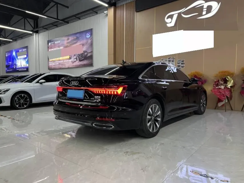 2019 Mercedes-Benz E Class 1.5T 184HP L4 9AT,autocango,china used car exporter,china ev exporter,chinese used car exporter,chinese used ev exporter