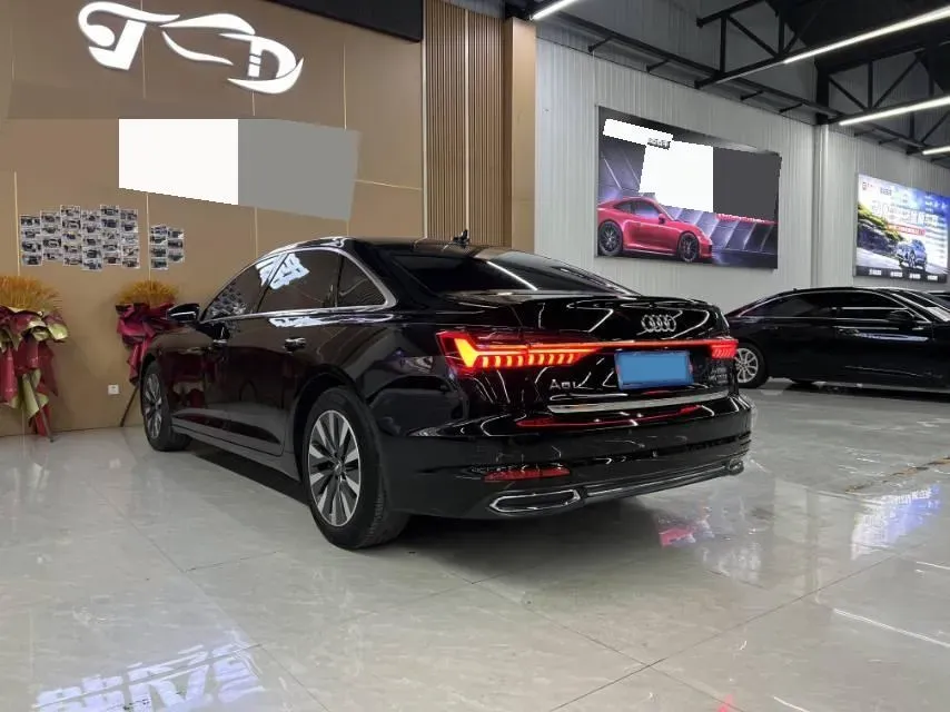 2019 Mercedes-Benz E Class 1.5T 184HP L4 9AT,autocango,china used car exporter,china ev exporter,chinese used car exporter,chinese used ev exporter