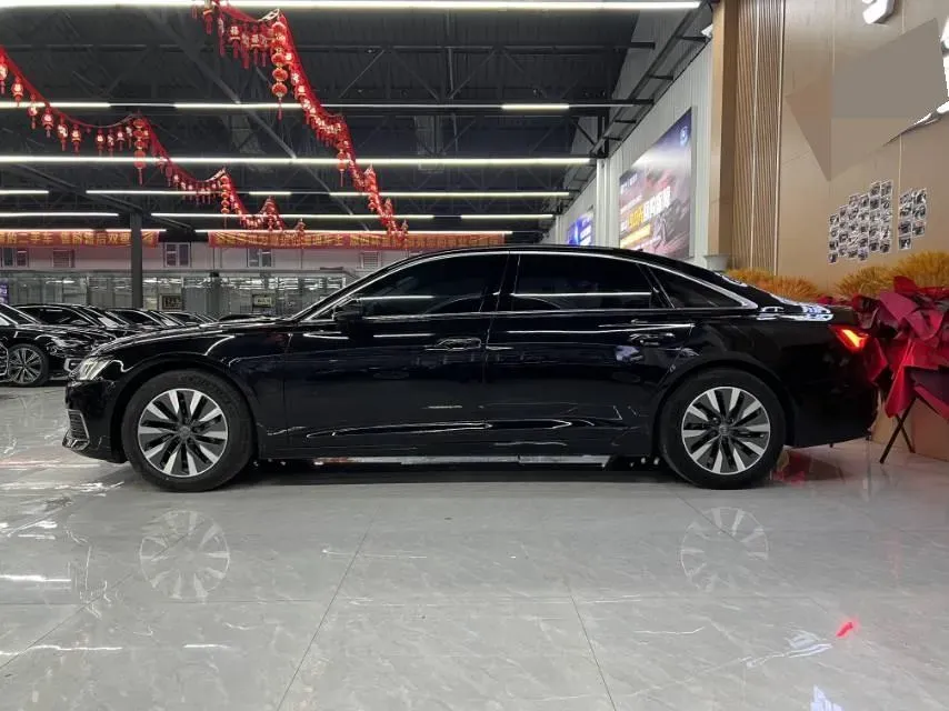 2019 Mercedes-Benz E Class 1.5T 184HP L4 9AT,autocango,china used car exporter,china ev exporter,chinese used car exporter,chinese used ev exporter