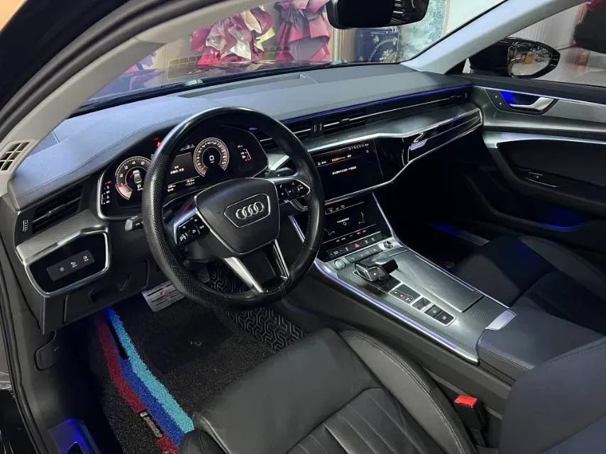 2019 Mercedes-Benz E Class 1.5T 184HP L4 9AT,autocango,china used car exporter,china ev exporter,chinese used car exporter,chinese used ev exporter