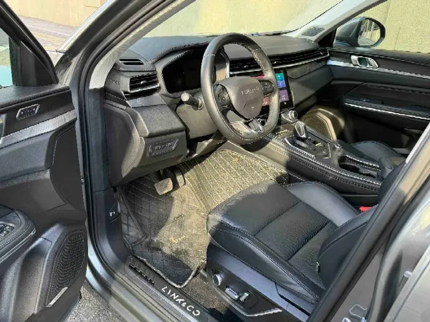 2021 LYNK&CO 01 2.0T 218HP L4 8AT,autocango,china used car exporter,china ev exporter,chinese used car exporter,chinese used ev exporter