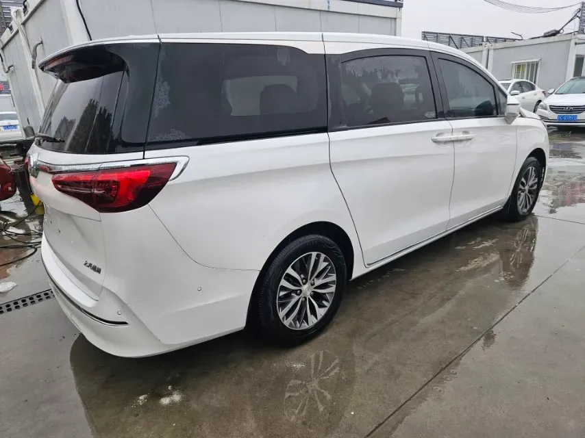 2023 Buick GL8 2.0T 237HP L4 9AT,autocango,china used car exporter,china ev exporter,chinese used car exporter,chinese used ev exporter