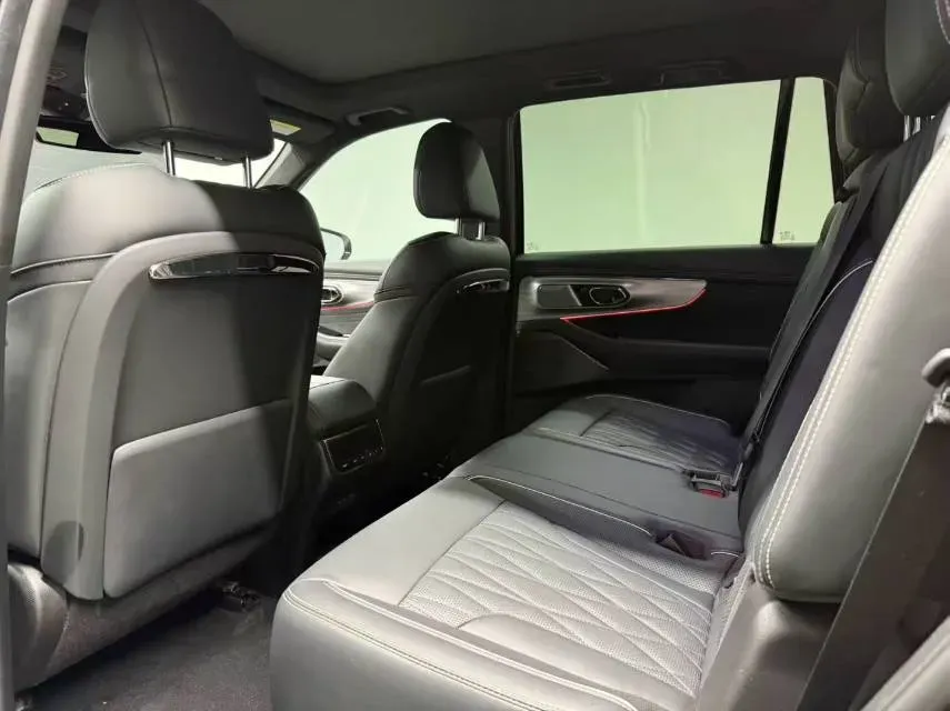 2022 GAC Trumpchi GS8 2.0T 190HP L4 E-CVT Hybrid,autocango,china used car exporter,china ev exporter,chinese used car exporter,chinese used ev exporter