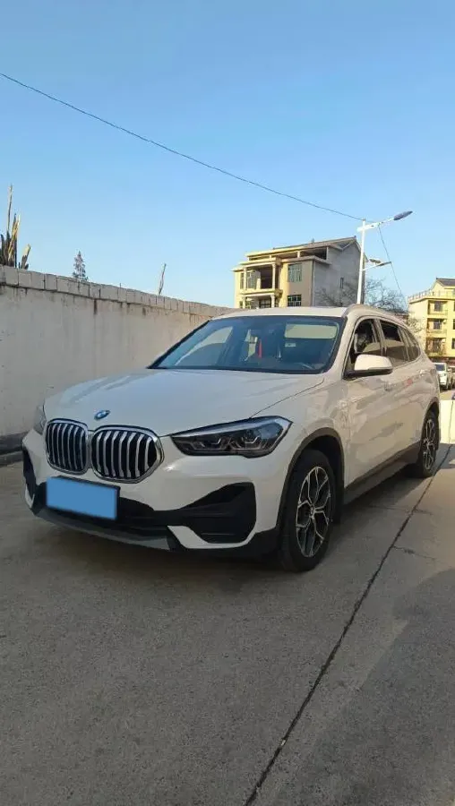 2022 BMW X1 2.0T 192HP L4 7DCT,autocango,china used car exporter,china ev exporter,chinese used car exporter,chinese used ev exporter