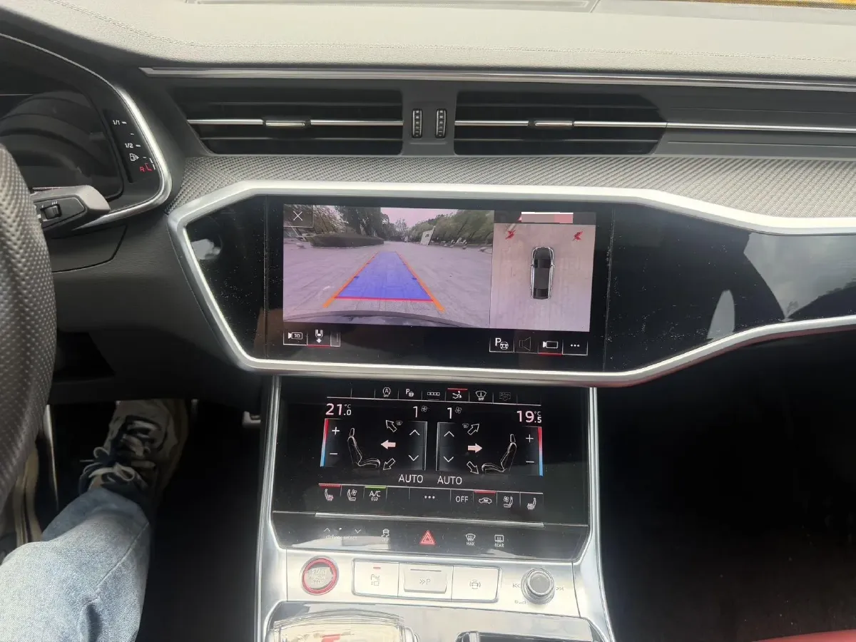 2022 Audi S7 2.9T 450HP V6 8AT,autocango,china used car exporter,china ev exporter,chinese used car exporter,chinese used ev exporter