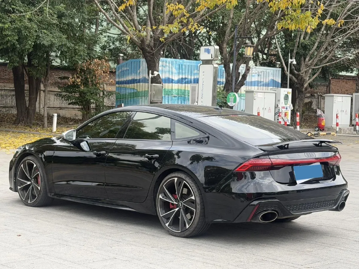 2022 Audi S7 2.9T 450HP V6 8AT,autocango,china used car exporter,china ev exporter,chinese used car exporter,chinese used ev exporter