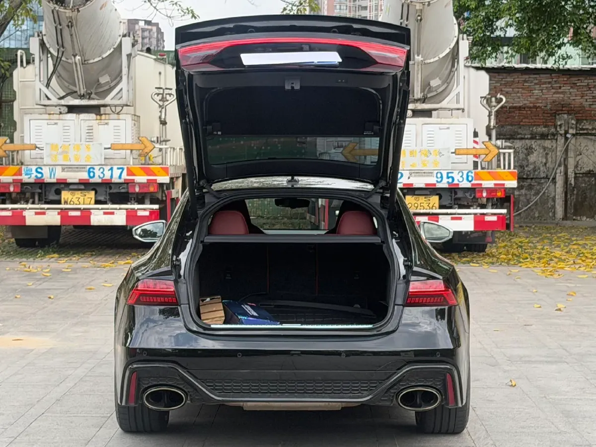 2022 Audi S7 2.9T 450HP V6 8AT,autocango,china used car exporter,china ev exporter,chinese used car exporter,chinese used ev exporter