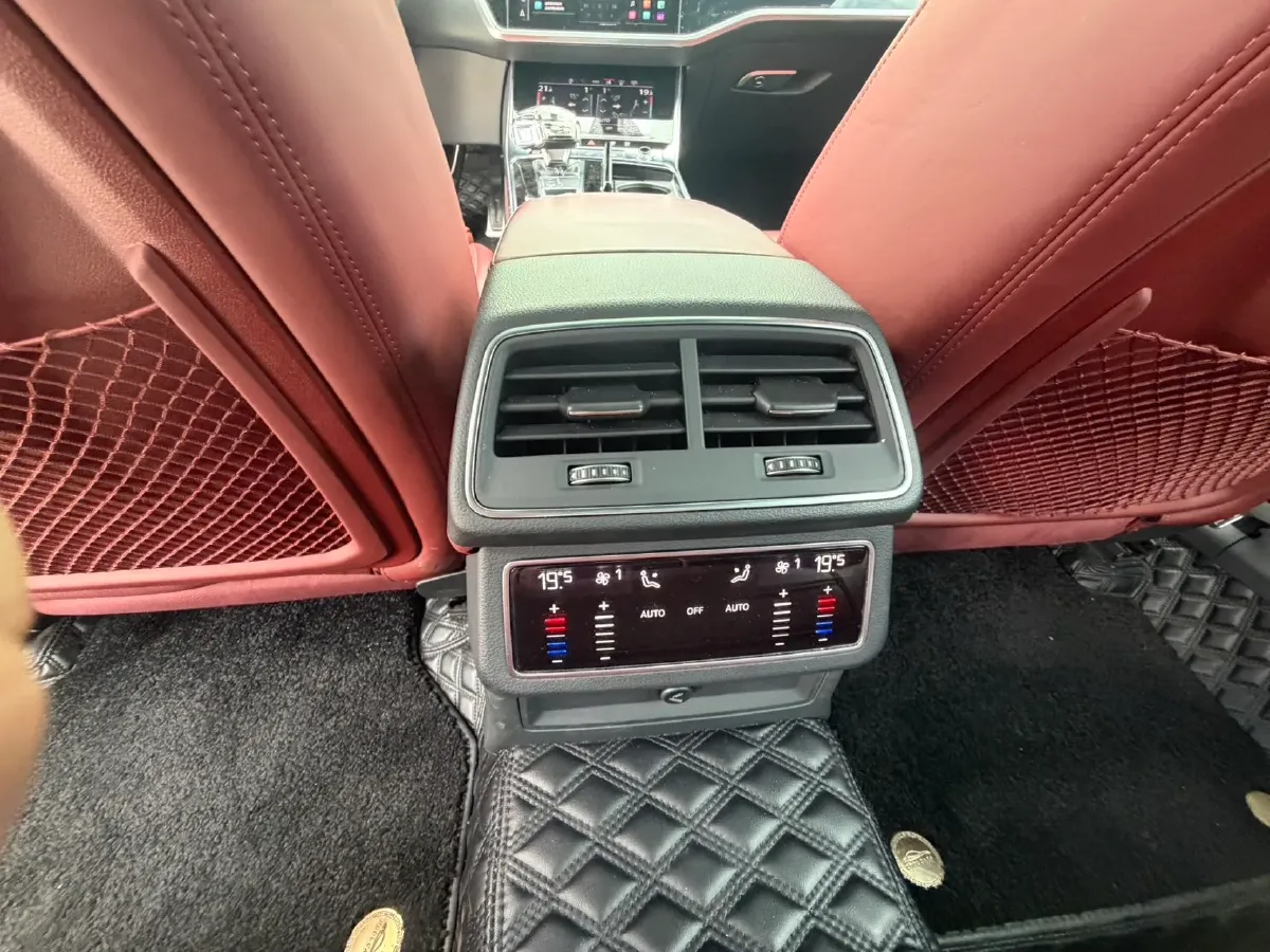 2022 Audi S7 2.9T 450HP V6 8AT,autocango,china used car exporter,china ev exporter,chinese used car exporter,chinese used ev exporter