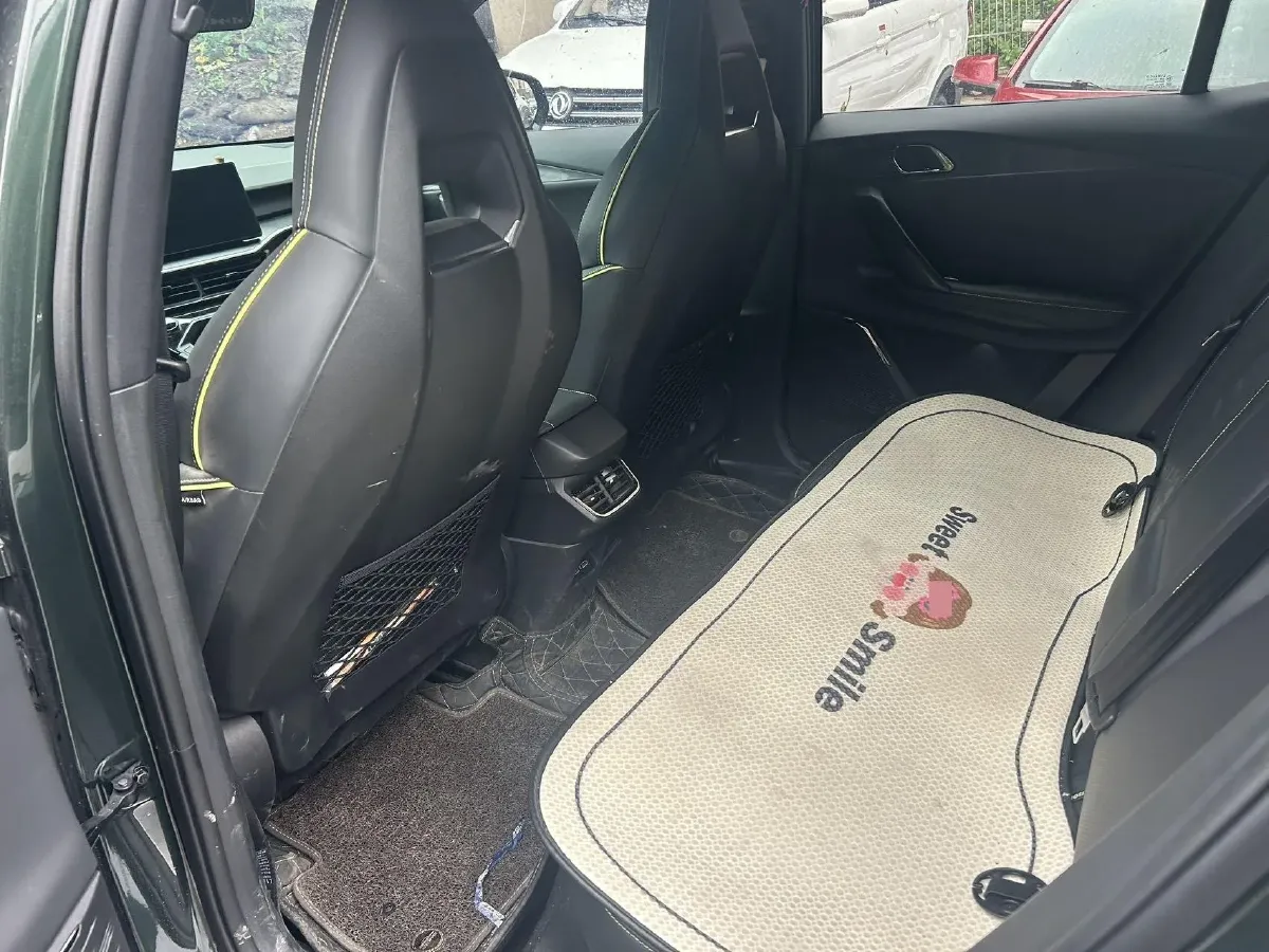 2023 LYNK&CO 06 1.5T 181HP L4 7DCT,autocango,china used car exporter,china ev exporter,chinese used car exporter,chinese used ev exporter