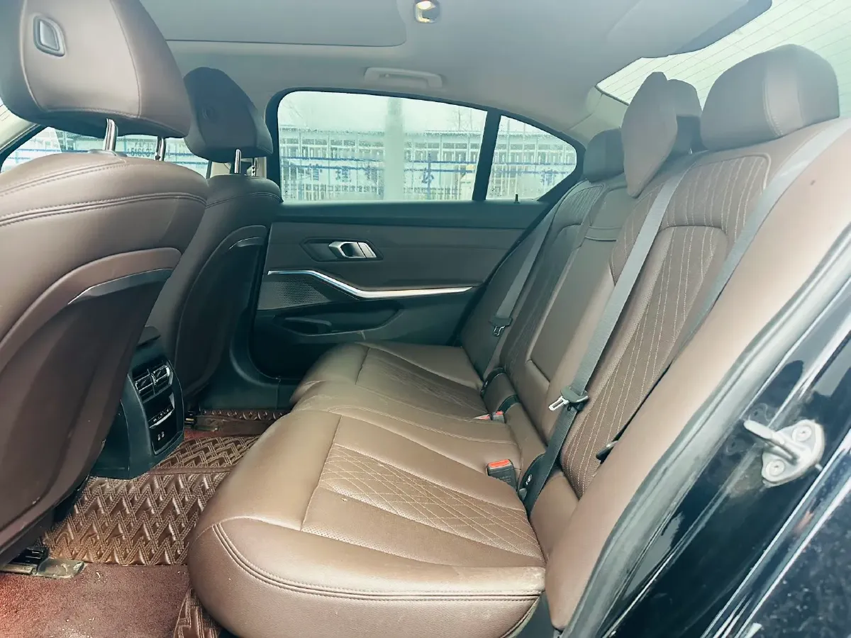 2025 BMW i3 BEV 70KWH,autocango,china used car exporter,china ev exporter,chinese used car exporter,chinese used ev exporter