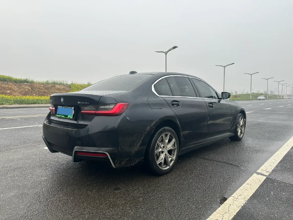 2025 BMW i3 BEV 70KWH,autocango,china used car exporter,china ev exporter,chinese used car exporter,chinese used ev exporter