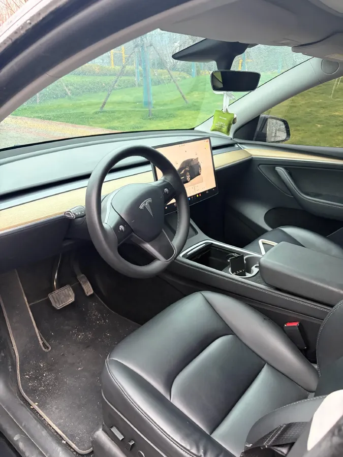 2022 Tesla Model Y BEV 60KWH,autocango,china used car exporter,china ev exporter,chinese used car exporter,chinese used ev exporter