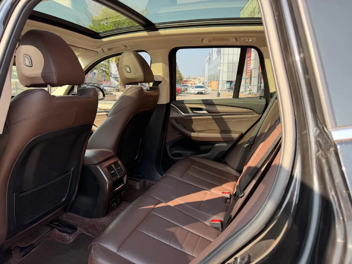 2020 BMW X3 2.0T 224HP L4 8AT,autocango,china used car exporter,china ev exporter,chinese used car exporter,chinese used ev exporter