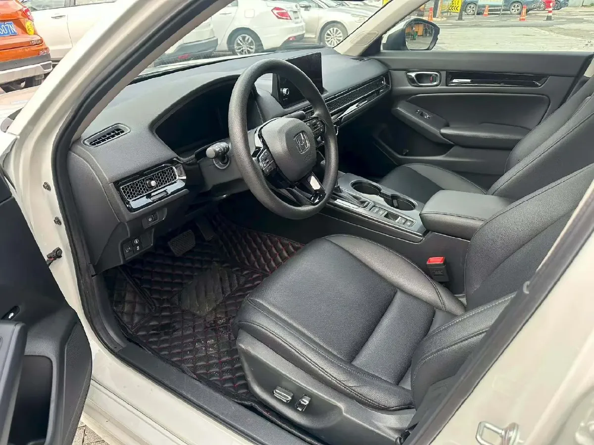 2023 Honda Civic 1.5T 182HP L4 CVT,autocango,china used car exporter,china ev exporter,chinese used car exporter,chinese used ev exporter